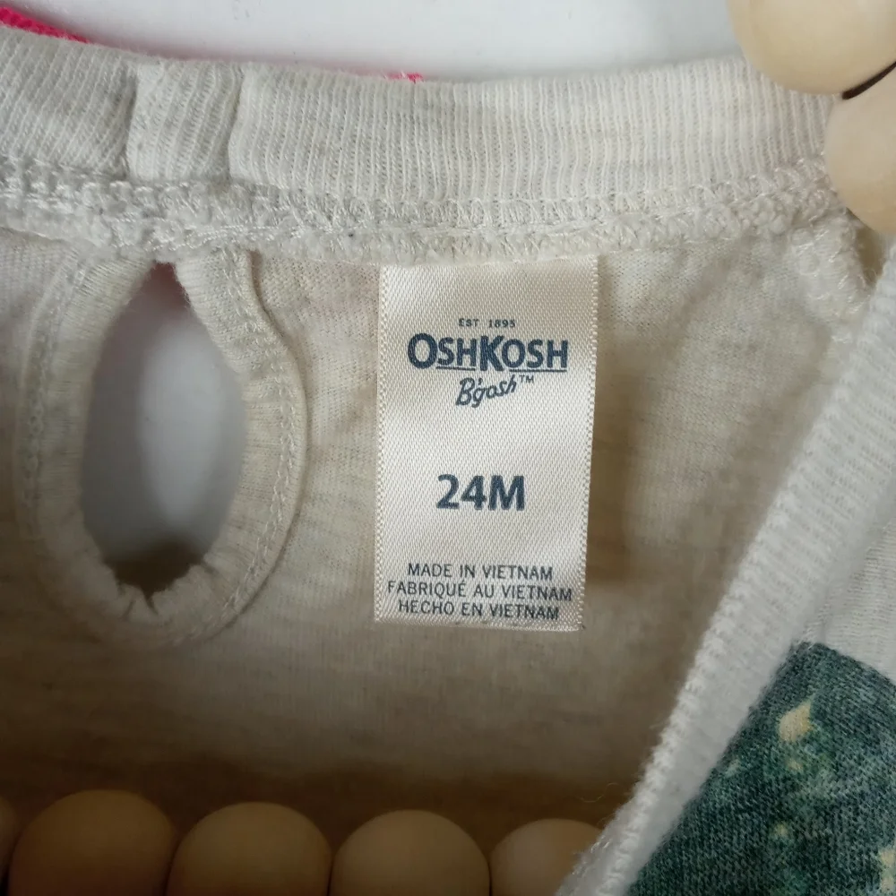 Oshkosh girls size 24 mos paris landscape design top with neon lettering cream